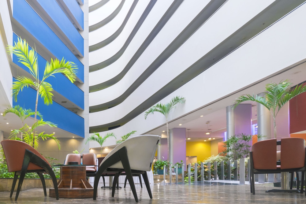 holiday inn monterrey parque fundidora by ihg