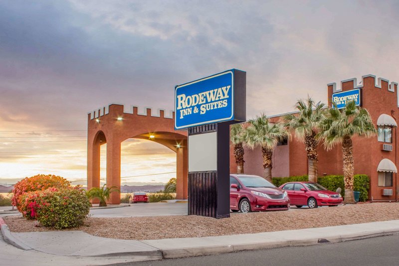 rodeway inn and suites