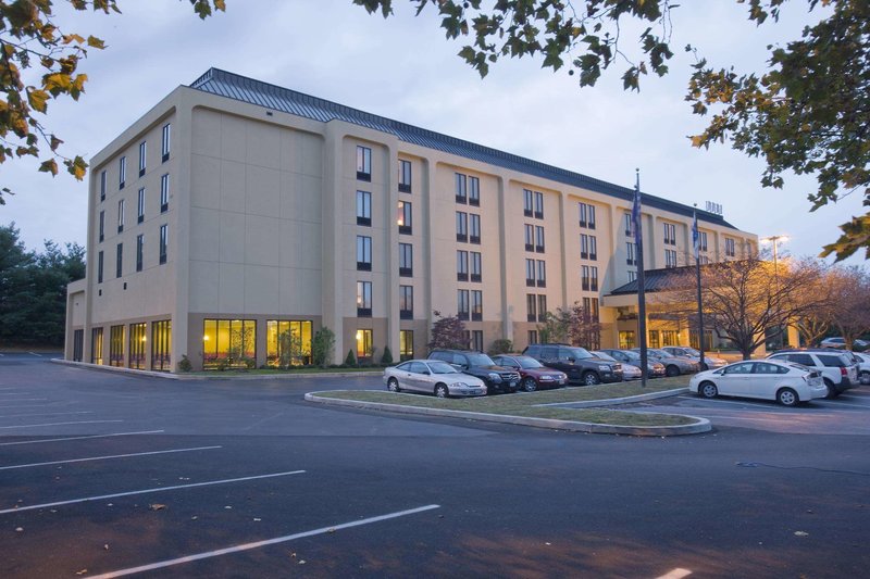 Hampton Inn Reading/Wyomissing,Reading>>Philadelphia,2.5 star