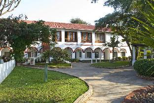 Sunbird Livingstonia Beach Hotel,Near Lizard Island,3 star
