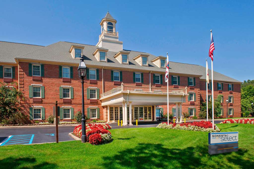 Sonesta Select Tinton Falls Eatontown,Long Branch>>Eatontown,3 star