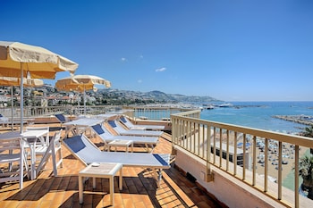 Residence Dei Due Porti,Imperia>>Bordighera,4 star