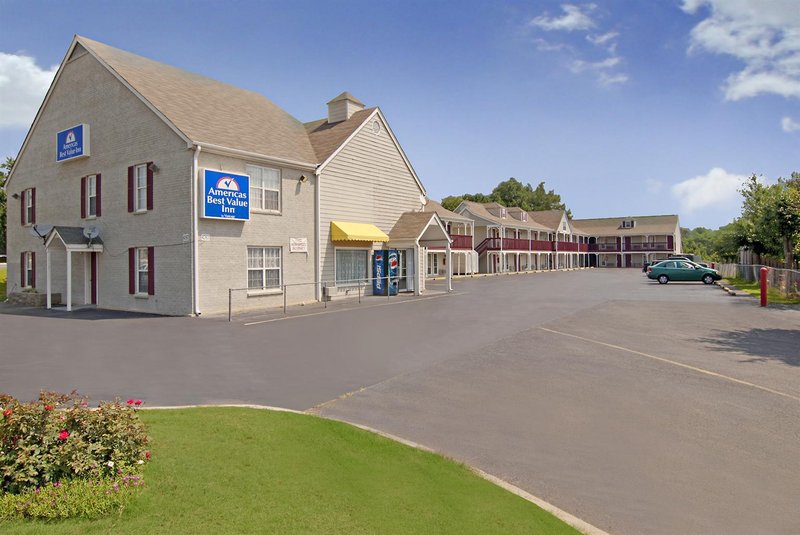 Travel Inn Of Buford,Near Buford Community Center,2 star