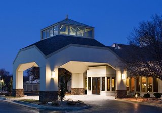 endeavor inn and suites trademark collection by wyndham