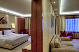 radisson blu martinez hotel beirut