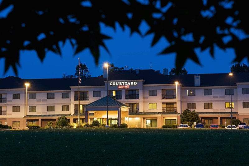 Courtyard By Marriott Columbus Tipton Lakes,Trafalgar>>Columbus,3 star