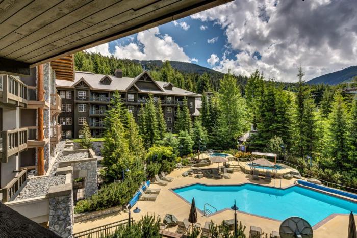 Blackcomb Springs Suites By Clique,,3 star