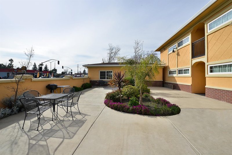 America's Deluxe Inn,Sutter County>>Marysville,2 star