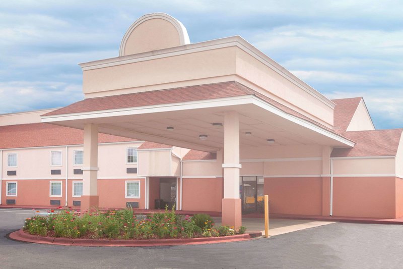 Days Inn By Wyndham Alma,Fort Smith>>Alma,2 star