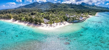 the rarotongan beach resort and lagoonarium
