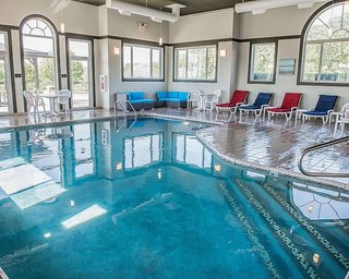 comfort inn and suites butler