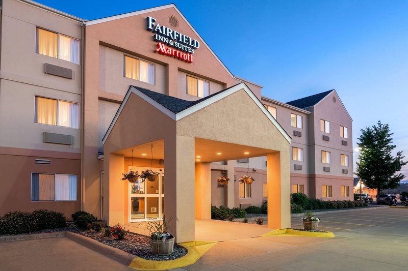 Fairfield Inn & Suites Stevens Point,Portage County>>Portage,2.5 star