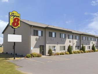 Coratel Inn And Suites By Jasper New Richmond,Marine On St. Croix>>Hudson,2 star