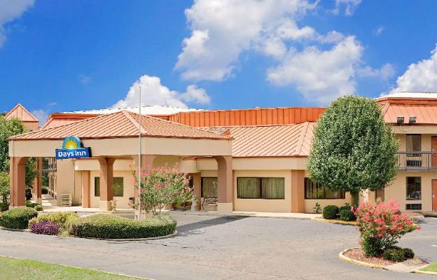 Days Inn By Wyndham Columbus