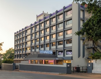 Vivanta Mangalore Oldport Road (Manjarun),Bunder,4 star