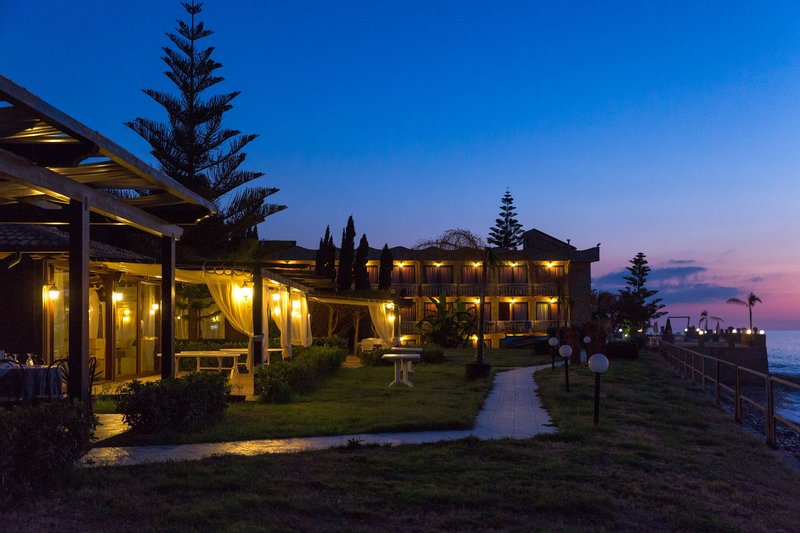 Hotel La Playa Blanca,Messina>>Cefalù,4 star