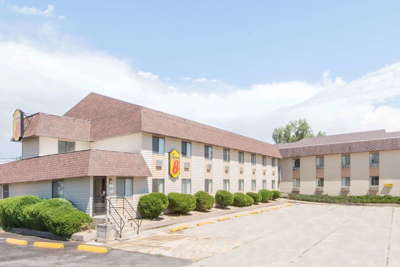 super 8 by wyndham buffalo