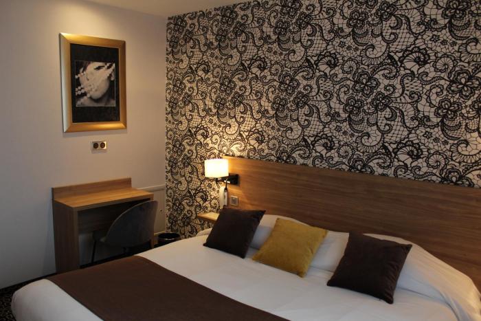 in situ hotel