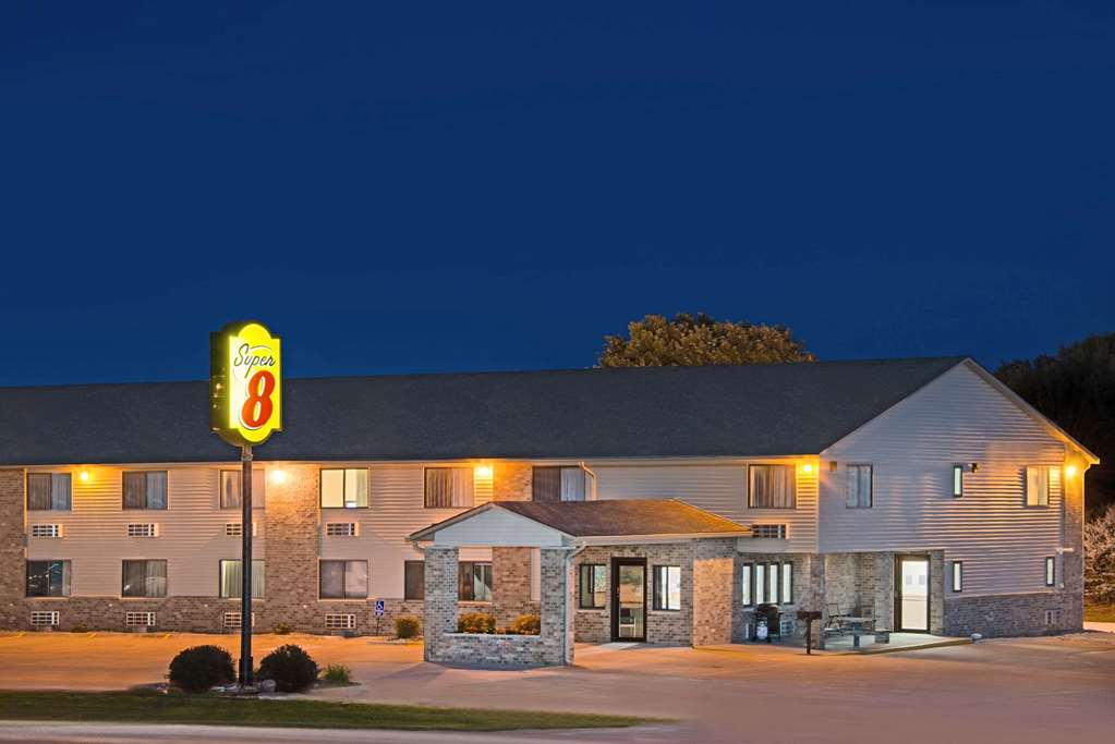 Super 8 Humboldt Ia,Humboldt>>Fort Dodge,2 star