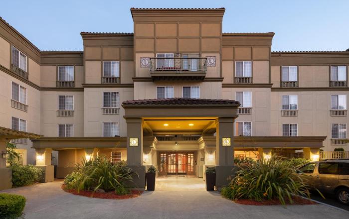 larkspur landing extended stay suites roseville