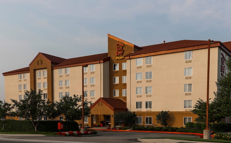 Red Roof Inn Plus+ Long Island - Garden City,Hempstead>>East Garden City,3 star