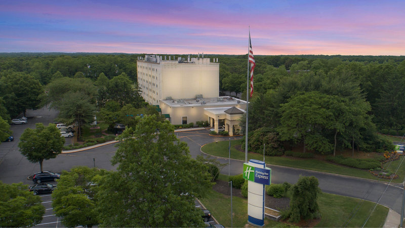 Holiday Inn Express Stony Brook, An Ihg Hotel,Centerport>>Centereach,2.5 star