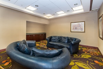 Wyndham Independence,Independence>>Cleveland,4 star