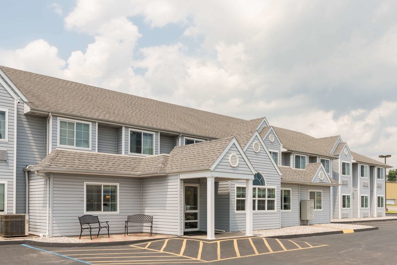 Microtel Inn & Suites By Wyndham Sainte Genevieve,Menard>>Festus,3 star