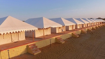 Gujarat Resort,Sam,3 star