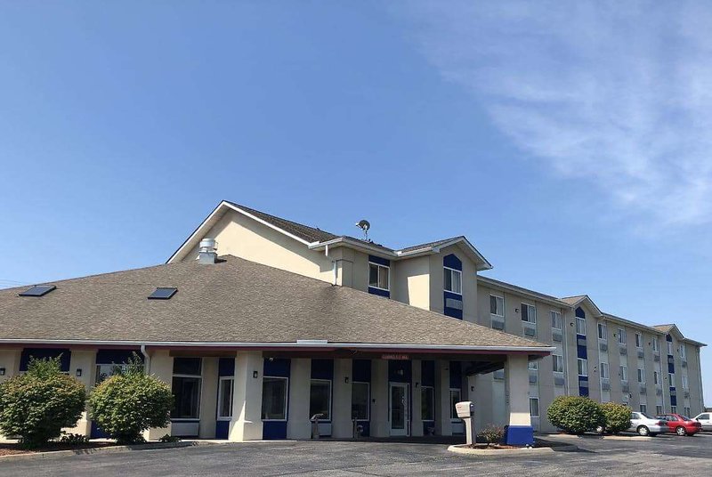 Days Inn By Wyndham Batavia Ohio