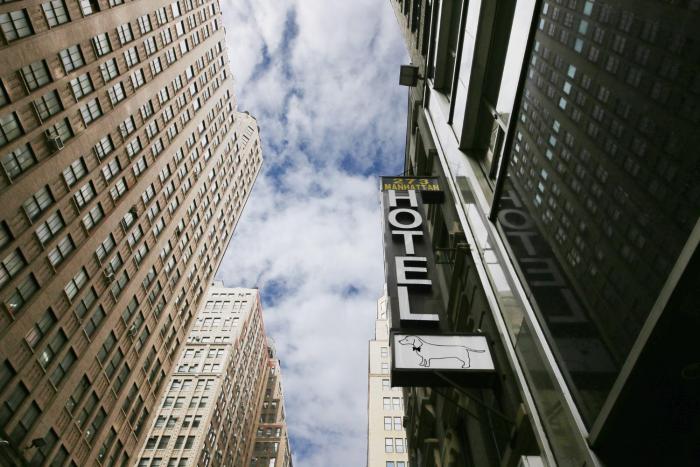 doxie hotel