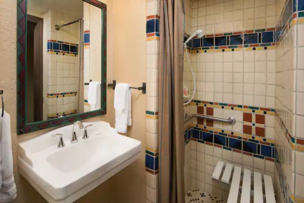 Boulder Ridge Villas At Disney's Wilderness Lodge,Kissimmee>>Bay Lake,4 star