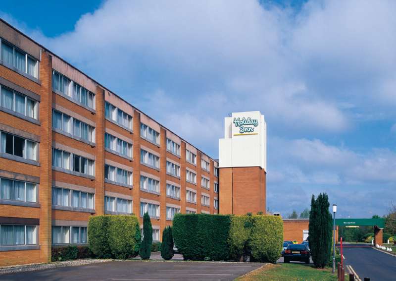 Holiday Inn London Gatwick Airport,Near The Airport,4 star