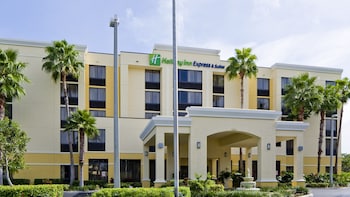 Holiday Inn Express & Suites Kendall East Miami By Ihg,Miami>>Kendall,3 star