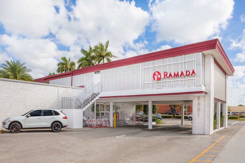 Ramada By Wyndham Miami Springs/Miami International Airport