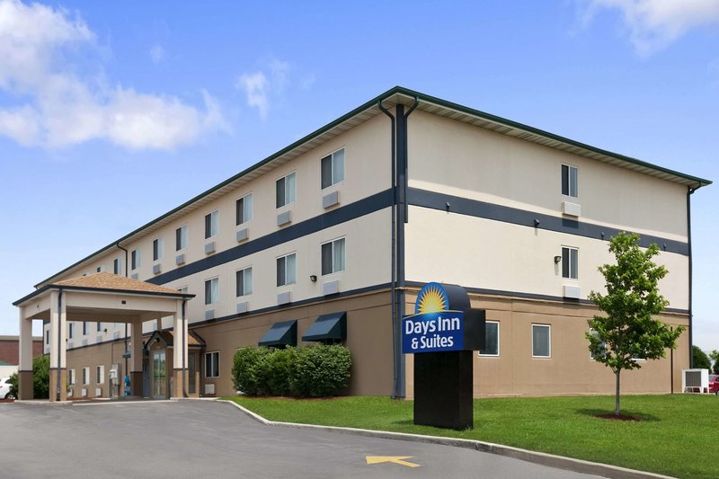 Days Inn & Suites By Wyndham Romeoville