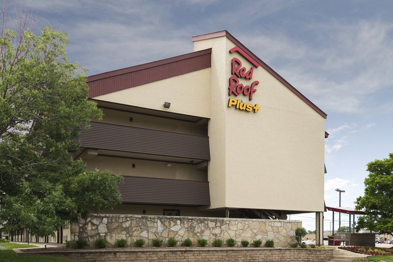 Red Roof Inn Plus+ Chicago - Naperville