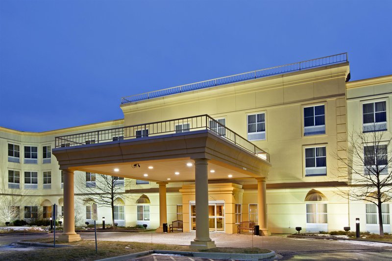 La Quinta Inn & Suites By Wyndham Bannockburn-Deerfield,Chicago>>Bannockburn,3 star