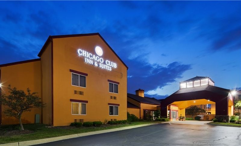 Chicago Club Inn & Suites