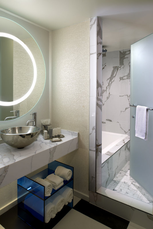Mondrian Los Angeles,California>>Beverly Hills,5 star