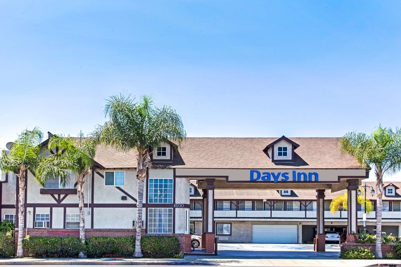 cabana inn and suites
