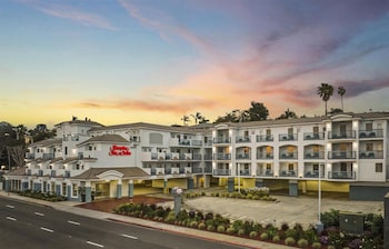 hampton inn and suites hermosa beach