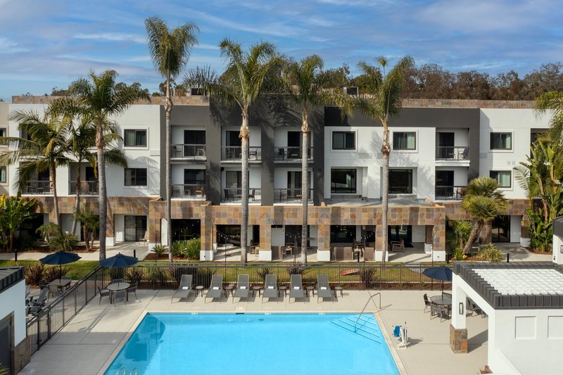 courtyard by marriott san diego carlsbad