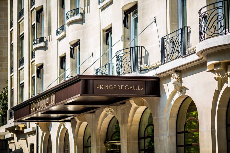 prince de galles a luxury collection hotel paris