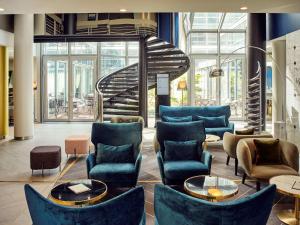 mercure paris la defense grande arche