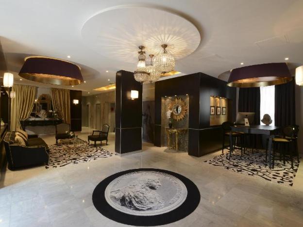 Hotel Le Versailles