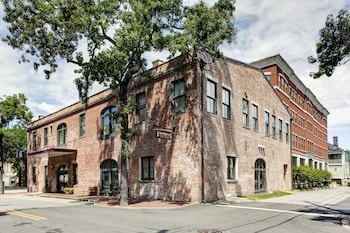 Staybridge Suites Savannah Historic District By Ihg,Georgia>>Savannah,3 star