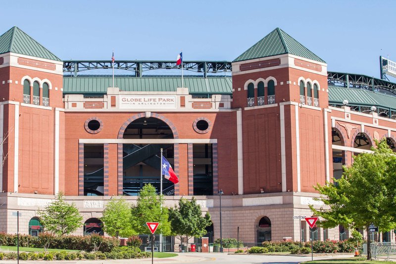 Baymont By Wyndham Arlington At Six Flags Dr,Dallas>>Arlington,3 star