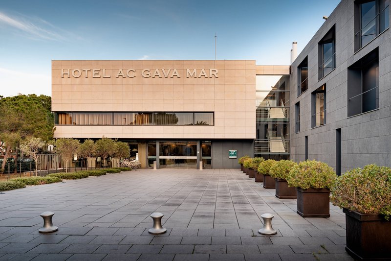 Ac Hotel Gava Mar,Castelldefels>>Barcelona,4 star