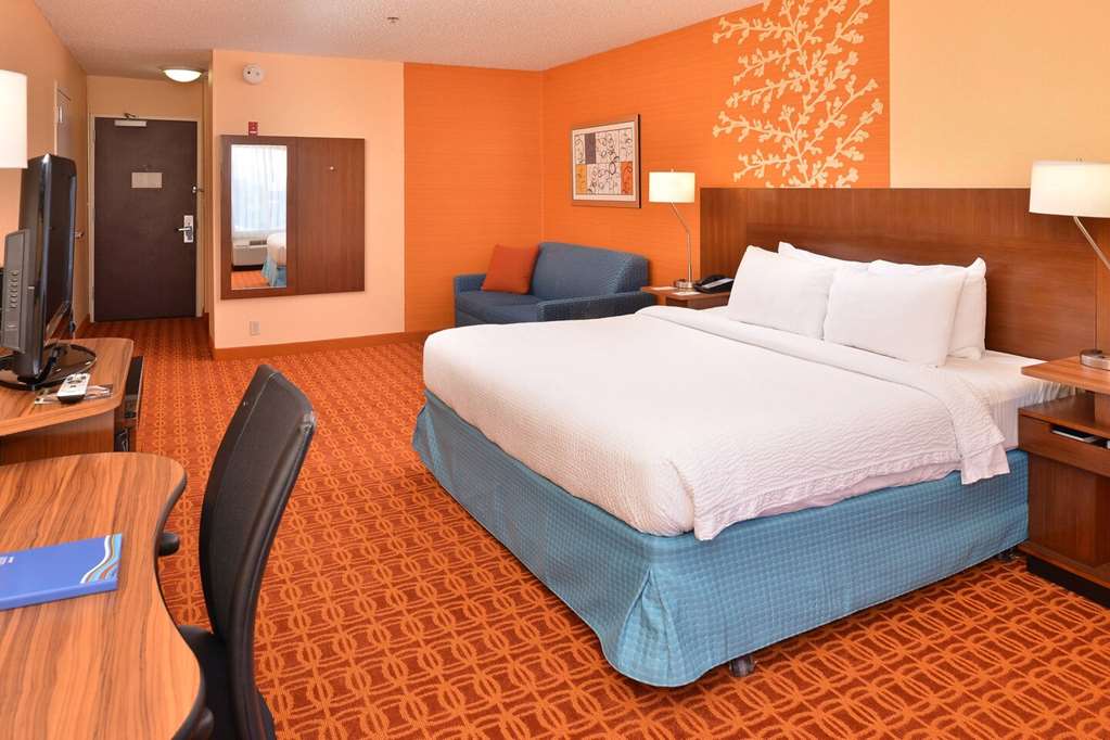 comfort inn and suites mt laurel philadelphia